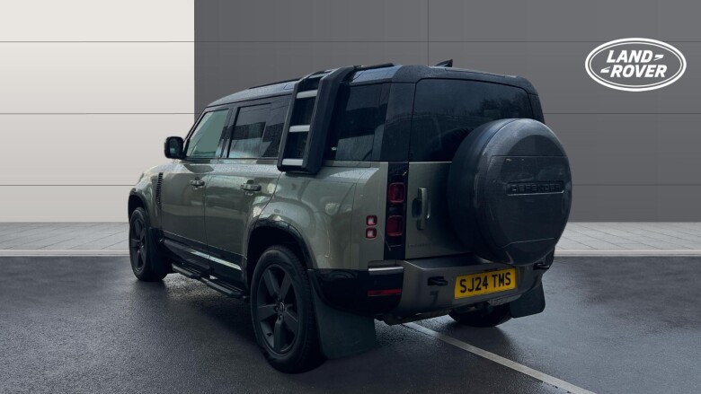 Land Rover Defender 3.0 D250 X-Dynamic HSE 110 5dr Auto Diesel Estate